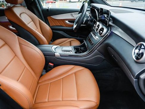 Used 2021 Mercedes-Benz GLC 300 4MATIC Coupe image 17