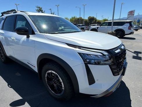New 2026 Nissan Pathfinder Rock Creek w/ Rock Creek Premium Package AWD/4WD image 2