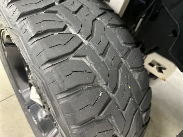 Used 2015 Ford F150 Lariat w/ Equipment Group 501A Mid AWD/4WD image 30