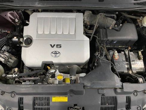 Used 2013 Toyota Highlander Limited image 9