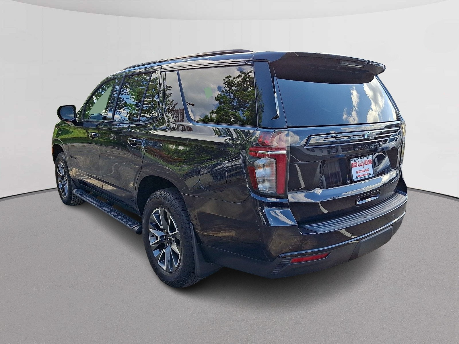 Used 2023 Chevrolet Tahoe Z71 AWD/4WD image 7