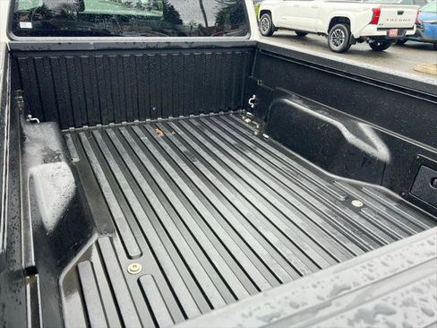 Certified 2021 Toyota Tacoma SR AWD/4WD image 10