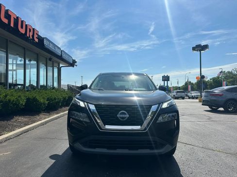 Used 2022 Nissan Rogue SV FWD image 4