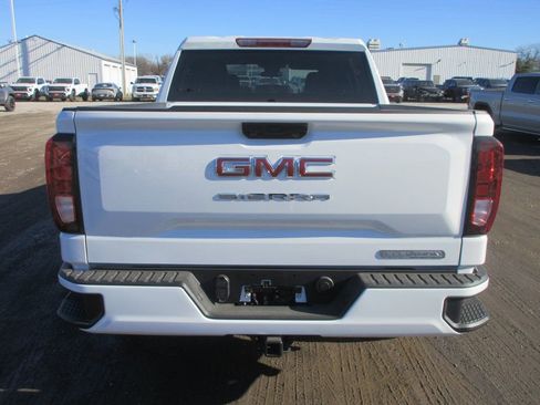 New 2026 GMC Sierra 1500 Elevation image 5