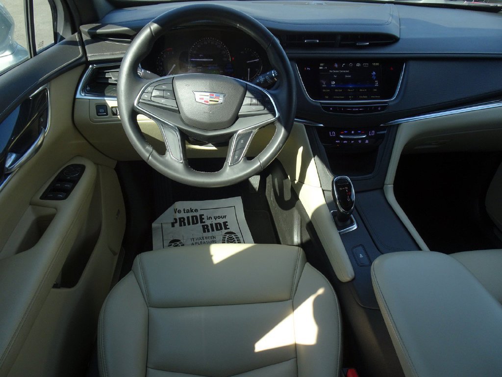 Used 2018 Cadillac XT5 FWD image 13