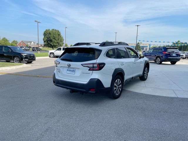 Used 2024 Subaru Outback Premium AWD/4WD image 5