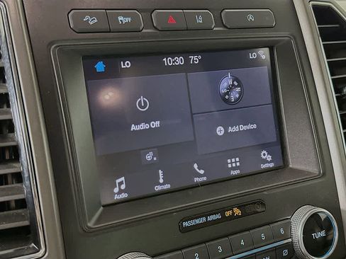 Used 2019 Ford Expedition Max XLT w/ Equipment Group 202A AWD/4WD image 17