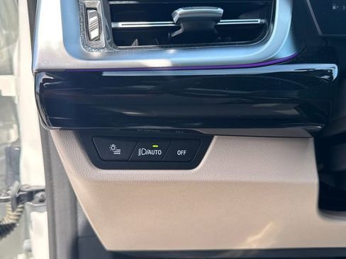 Used 2025 BMW X1 xDrive28i image 14