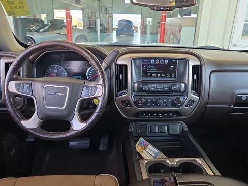 Used 2017 GMC Sierra 1500 Denali AWD/4WD image 10
