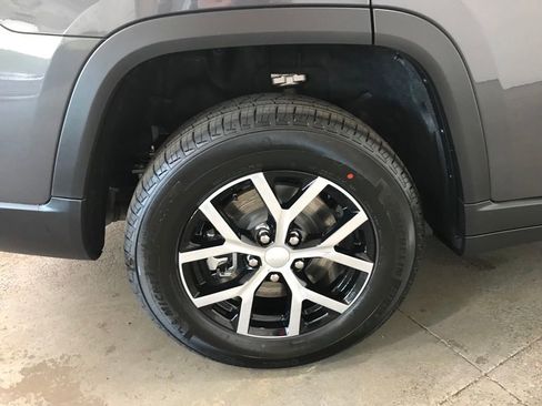 New 2025 Jeep Grand Cherokee L Limited image 53