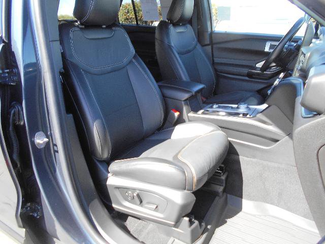 Certified 2022 Ford Explorer ST w/ Equipment Group 401A AWD/4WD image 8