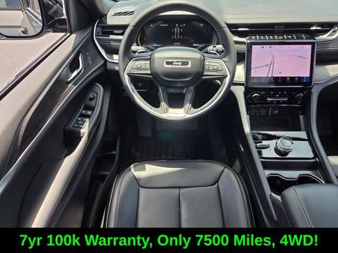 Certified 2025 Jeep Grand Cherokee Limited w/ Luxury Tech Group II AWD/4WD image 12