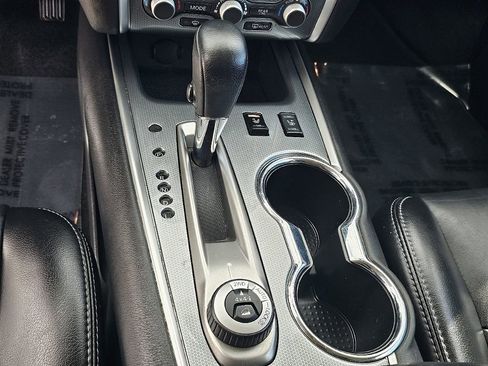 Used 2019 Nissan Pathfinder SL w/ Cargo Package image 39