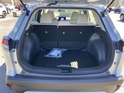 New 2026 Toyota Corolla Cross L image 9