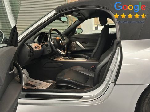 Used 2003 BMW Z4 2.5i RWD image 12
