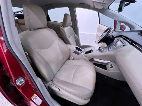Used 2012 Toyota Prius Four FWD image 36