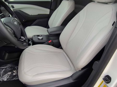 Used 2024 Ford Mustang Mach-E Premium image 16