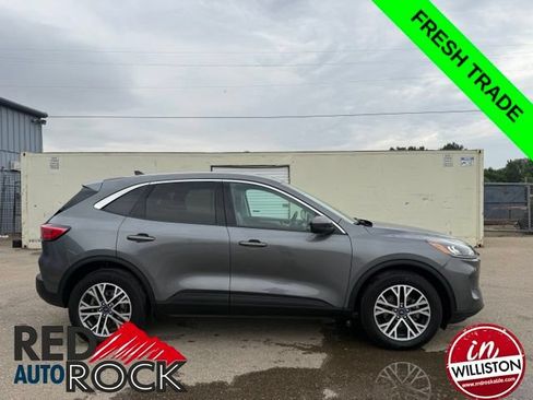 Used 2022 Ford Escape SEL w/ Equipment Group 302A AWD/4WD image 4