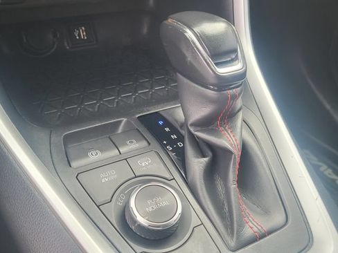 Used 2023 Toyota RAV4 SE w/ Weather & Moonroof Package AWD/4WD image 19