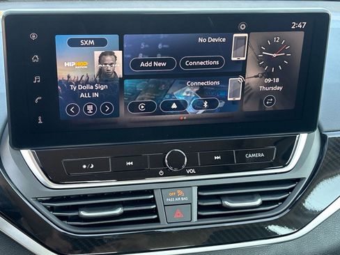 New 2025 Nissan Altima 2.5 SR w/ SR Premium Package image 27