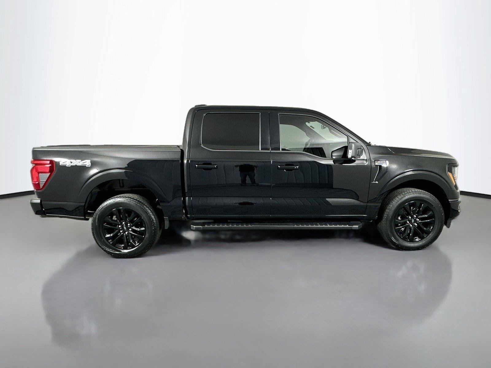Used 2024 Ford F150 XLT w/ Equipment Group 303A High AWD/4WD image 17