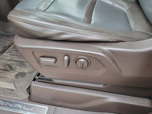 Used 2019 GMC Sierra 1500 Denali w/ Denali Ultimate Package image 23