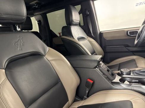 Certified 2024 Ford Bronco Wildtrak image 16