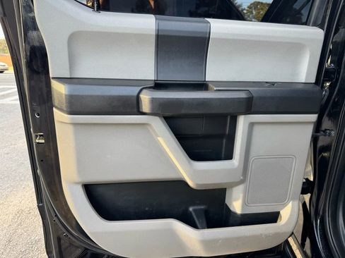 Used 2017 Ford F450 XL w/ STX Appearance Package image 42