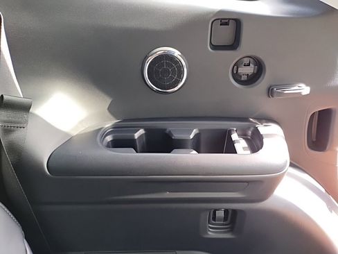 Used 2025 Subaru Ascent Bronze Edition image 53