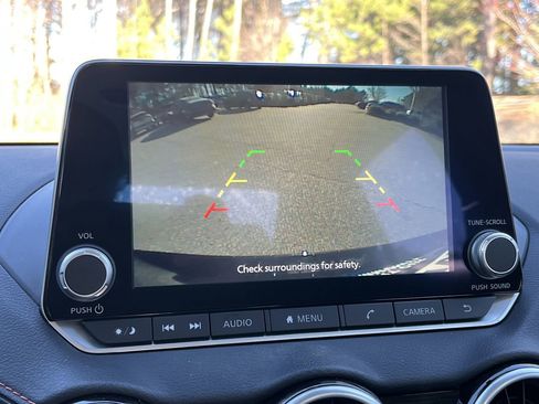 Certified 2025 Nissan Sentra SR image 3