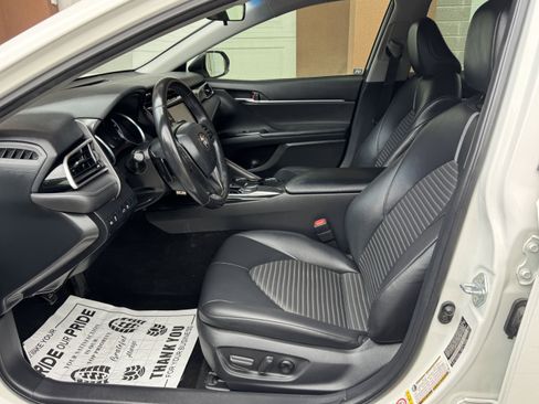 Used 2018 Toyota Camry SE w/ Protection Package (Q2) FWD image 14