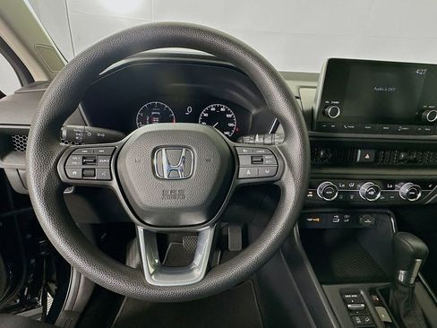 Used 2025 Honda CR-V EX image 11