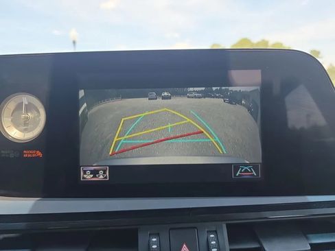 Used 2022 Lexus ES 300h w/ Premium Package FWD image 29