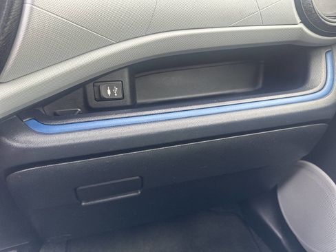 Used 2012 Toyota Prius C Two image 30