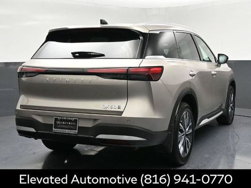 Certified 2026 INFINITI QX60 Luxe w/ Cargo Package AWD/4WD image 4