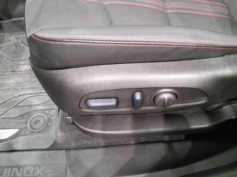 Used 2024 Chevrolet Equinox RS w/ LPO, Floor Liner Package AWD/4WD image 29