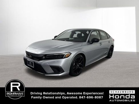 Used 2023 Honda Civic Sport image 2
