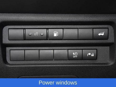 New 2025 Mitsubishi Outlander SE image 9