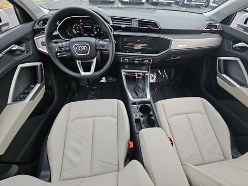 Used 2024 Audi Q3 2.0T Premium Plus w/ Premium Plus Package image 14