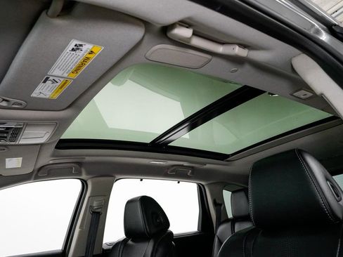 Used 2025 Acura MDX w/ Technology Package image 9