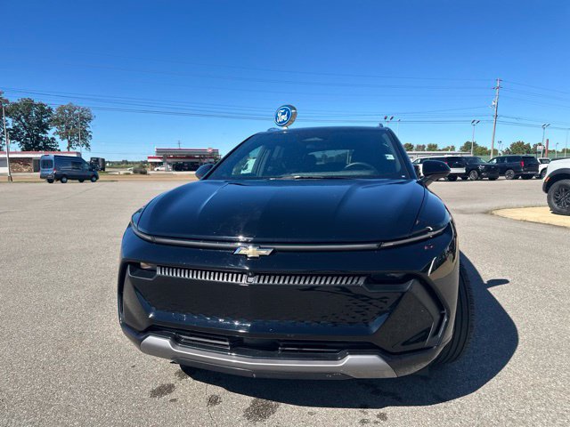Used 2024 Chevrolet Equinox EV LT FWD image 3
