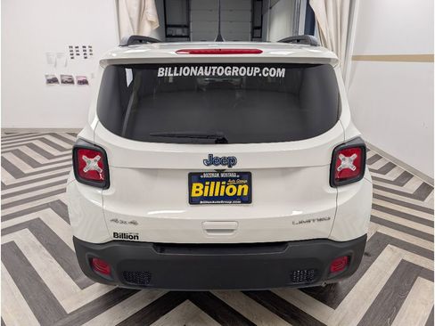 Used 2022 Jeep Renegade Limited AWD/4WD image 24