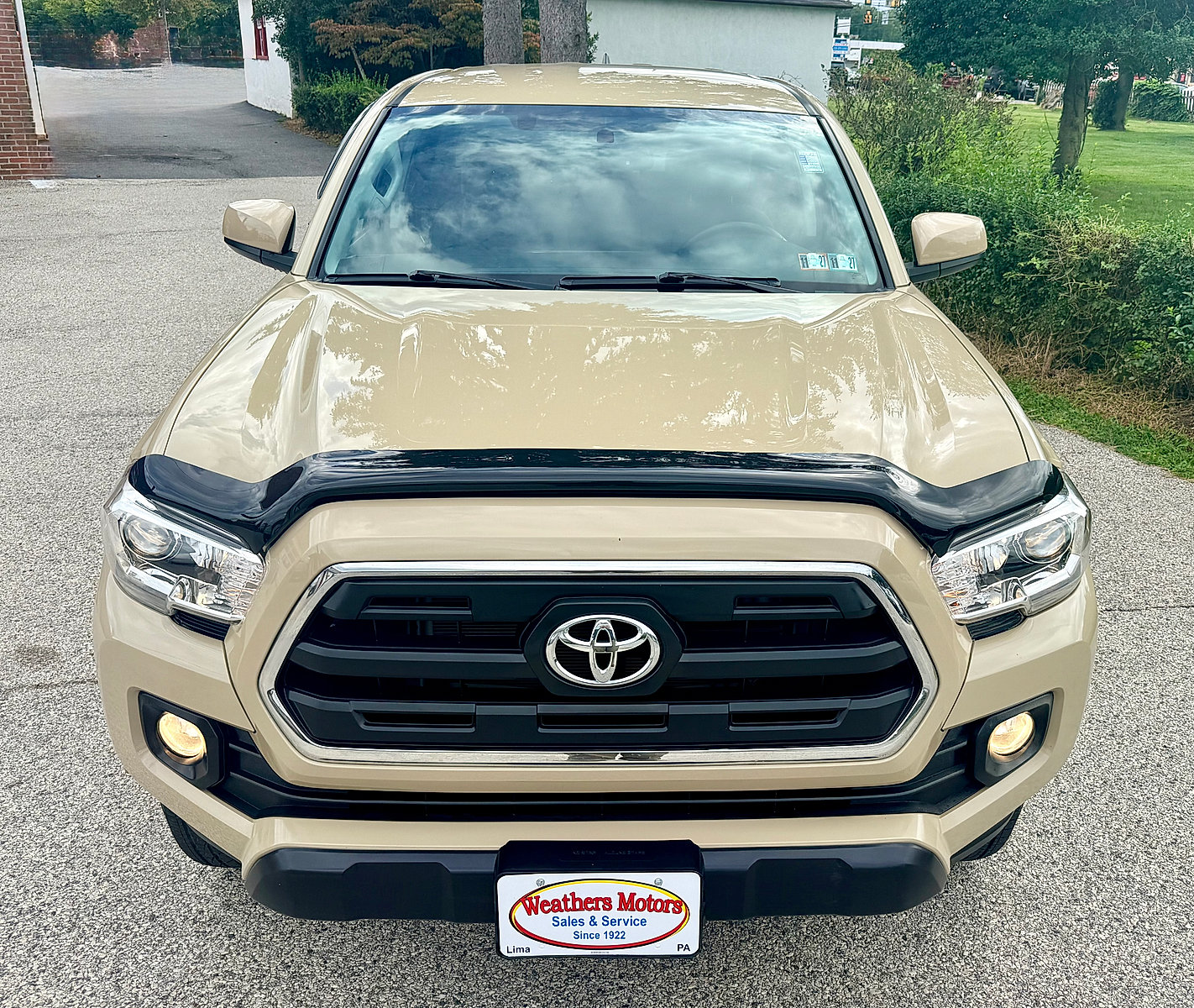 Used 2016 Toyota Tacoma SR5 w/ SR5 Appearance Package (SN) AWD/4WD image 13