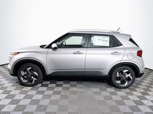 New 2026 Hyundai Venue SEL FWD image 2