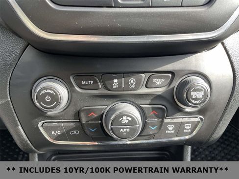 Used 2022 Jeep Cherokee Trailhawk w/ Sound & Nav Group image 29