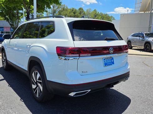 Used 2026 Volkswagen Atlas SE AWD/4WD image 4