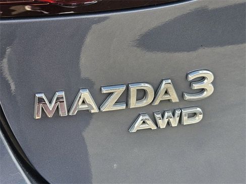 Used 2024 MAZDA MAZDA3 s image 13