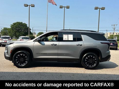 Used 2024 Chevrolet Traverse Z71 w/ Enhanced Driving Package AWD/4WD image 2