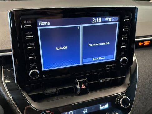 Used 2021 Toyota Corolla LE FWD image 13