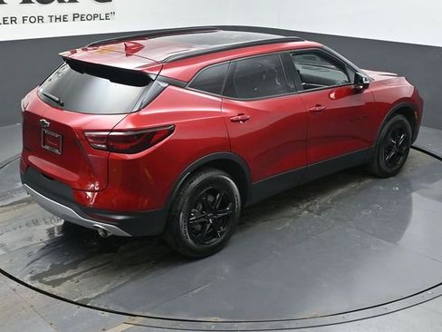 Used 2024 Chevrolet Blazer LT w/ Midnight/Sport Edition image 39